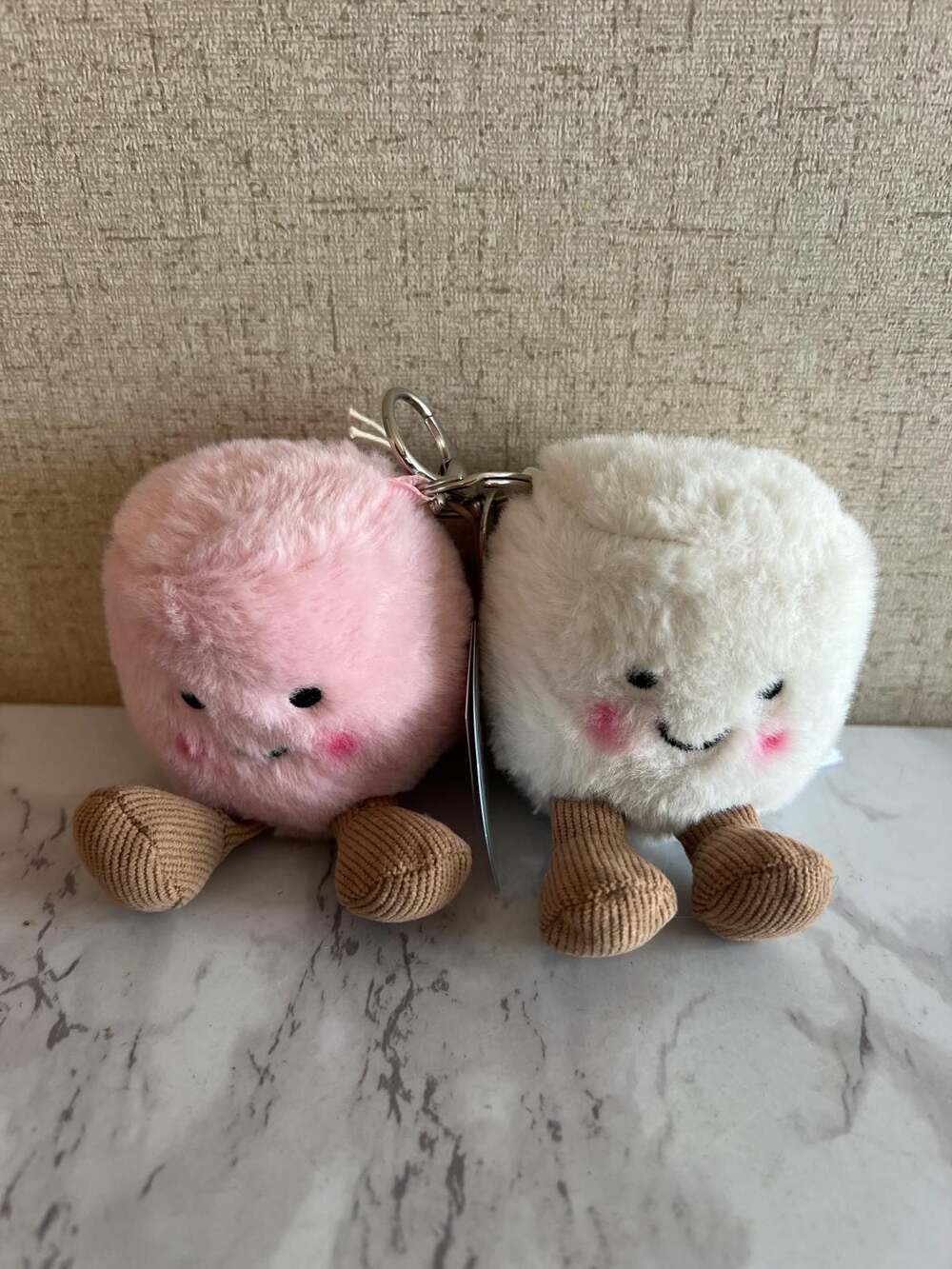 Jellycat Amuseables Pair of Marshmallows Bag Charm 100% authentic - Picture 2 of 8